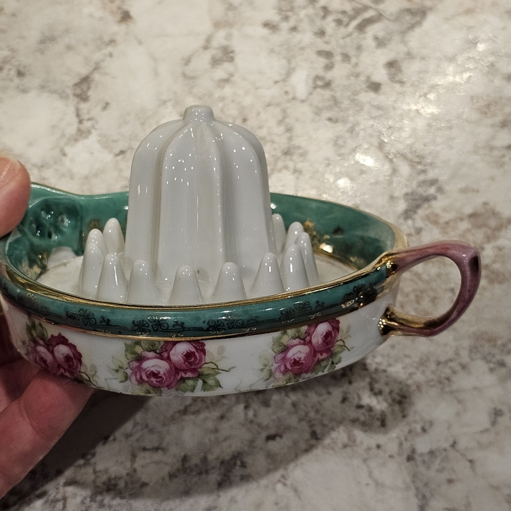 Vintage Victoria Austria Floral Design Lemon Juicer